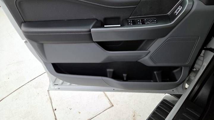 
								2024 Ford F-150 XLT SuperCrew 5.5′ Box 4WD full									