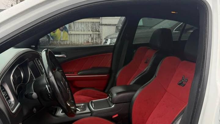 
								2020 Dodge Charger full									