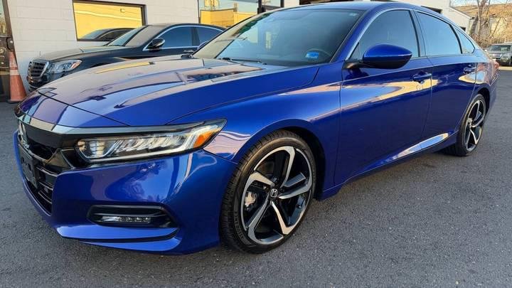 
								2020 Honda Accord full									
