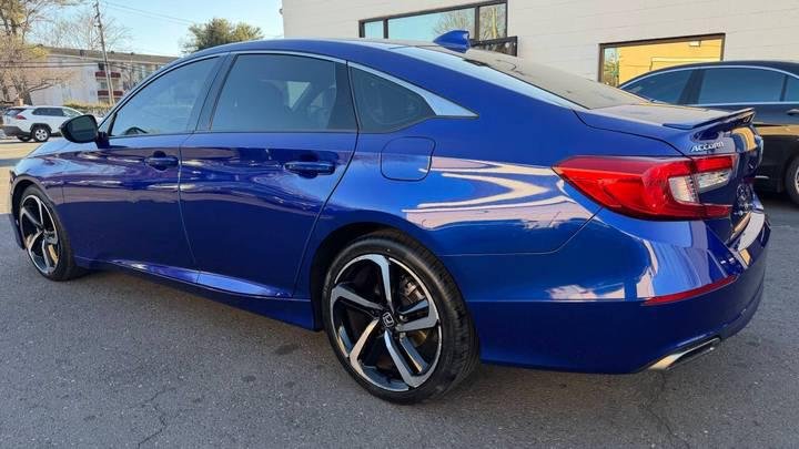 
								2020 Honda Accord full									