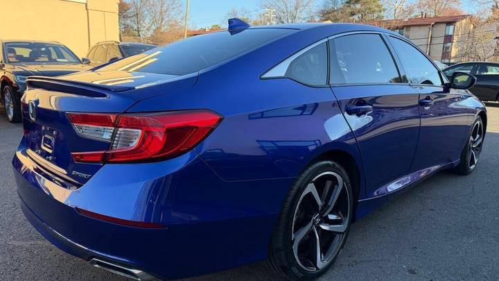 
								2020 Honda Accord full									