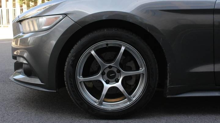 
								2016 Ford Mustang full									