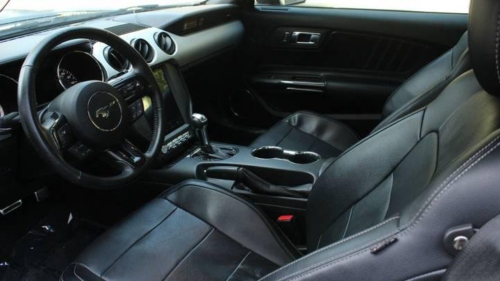
								2016 Ford Mustang full									