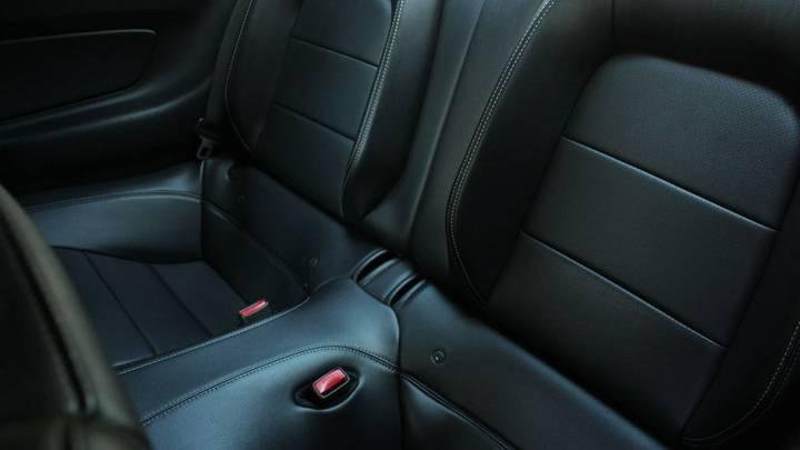 
								2016 Ford Mustang full									