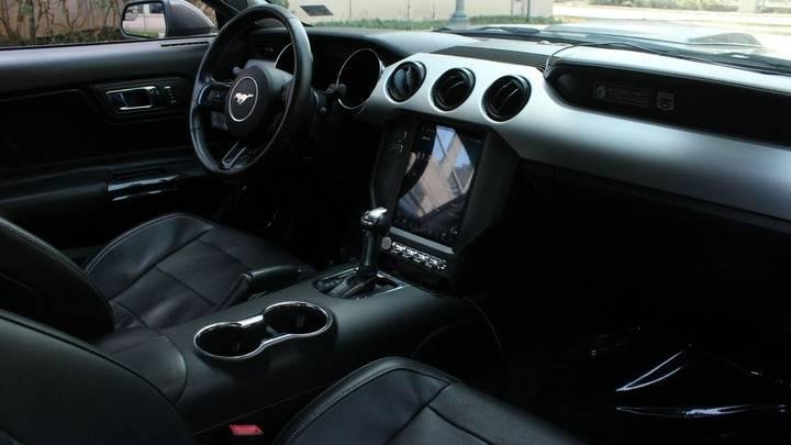
								2016 Ford Mustang full									