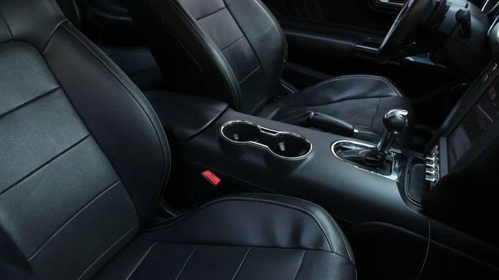 
								2016 Ford Mustang full									