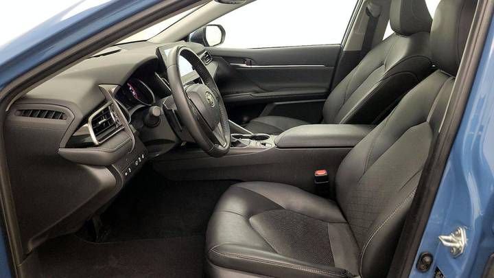 
								2023 Toyota Camry full									