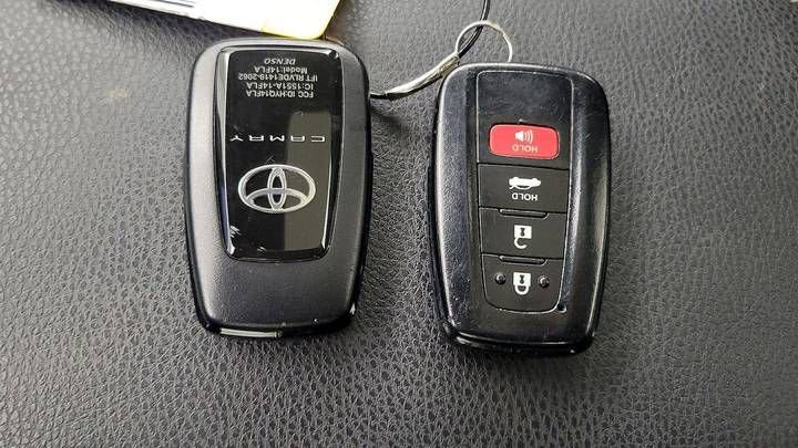 
								2023 Toyota Camry full									