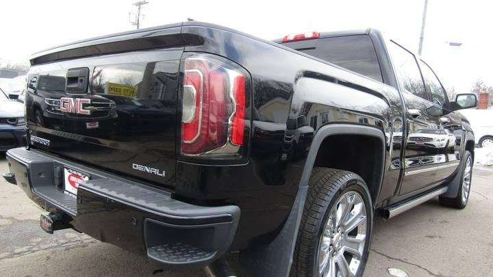 
								2017 GMC Sierra 1500 full									