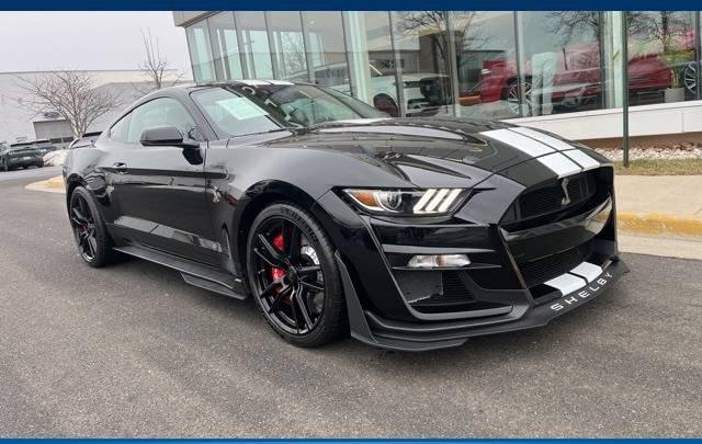 
								2021 Ford Mustang full									