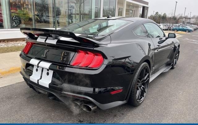 
								2021 Ford Mustang full									