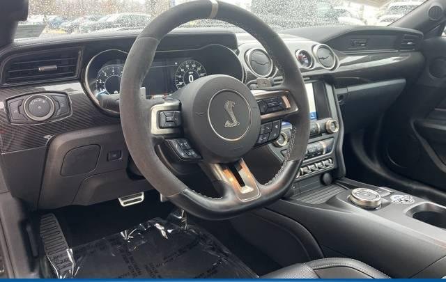 
								2021 Ford Mustang full									