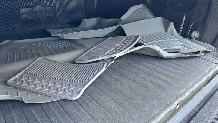 
								2013 GMC Sierra 1500 full									