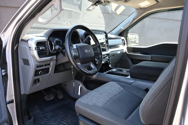 
								2021 Ford F-150 XLT Pickup 4D 5 1/2 ft full									