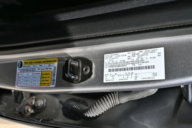 
								2021 Ford F-150 XLT Pickup 4D 5 1/2 ft full									