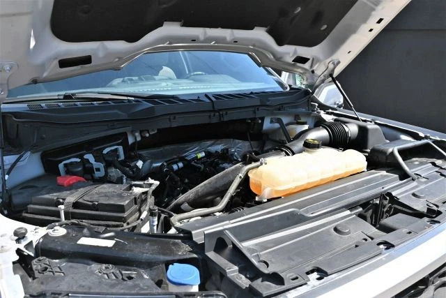 
								2021 Ford F-150 XLT Pickup 4D 5 1/2 ft full									