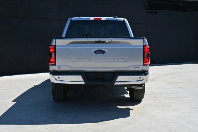 
								2021 Ford F-150 XLT Pickup 4D 5 1/2 ft full									