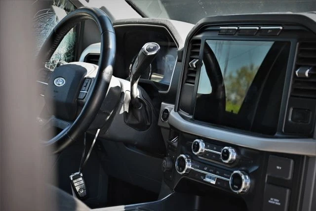 
								2021 Ford F-150 XLT Pickup 4D 5 1/2 ft full									